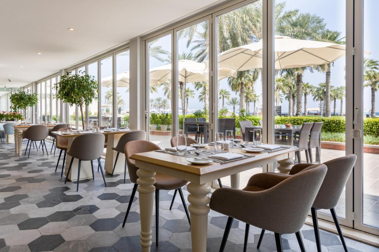Sealine Beach, A Murwab 5* Умм-Саїд